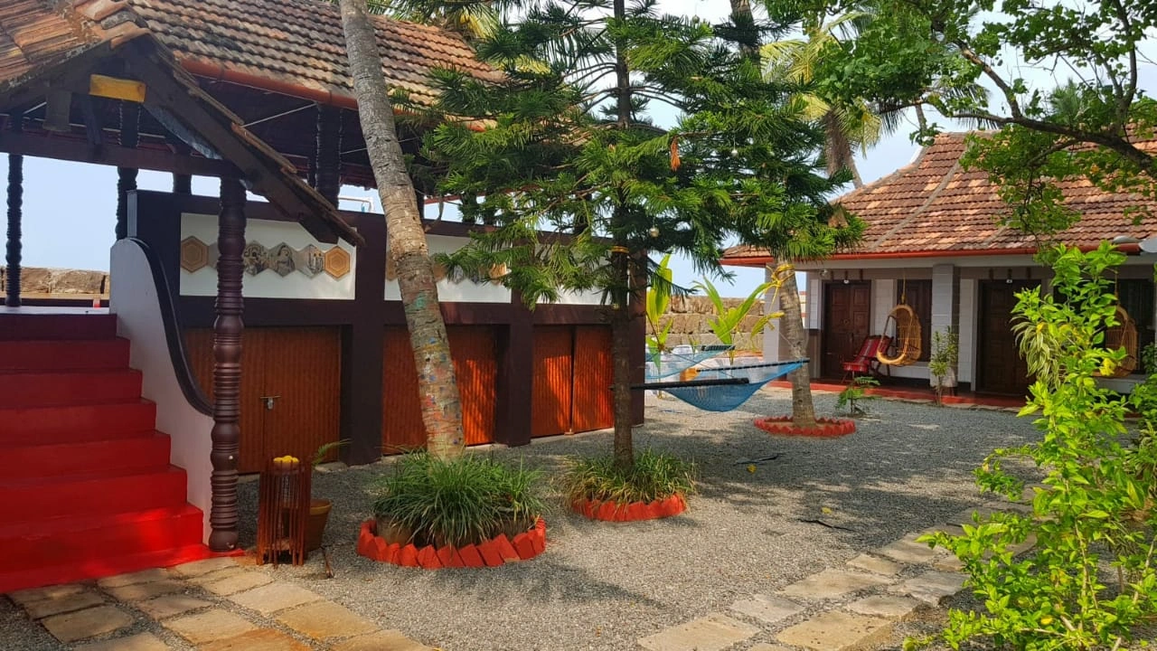 heritage garden_ (1)